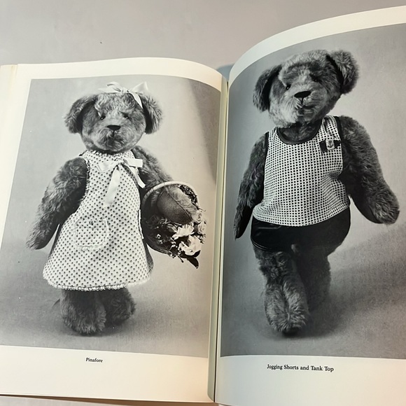 NWT Make Your Own Teddy Bears Instructions Patterns Clothing BOOK Crafters - Picture 11 of 17